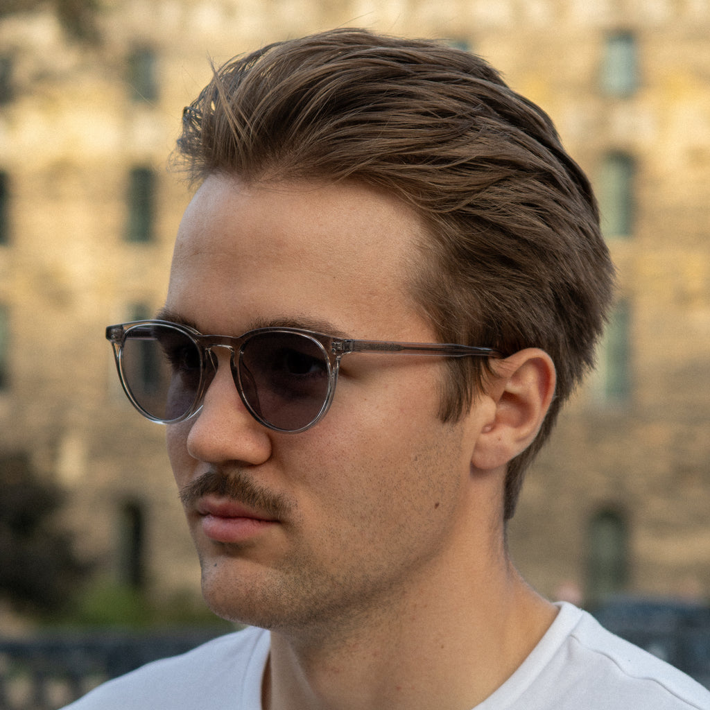 The Saint-Tropez – Gray Frame / Black Lens