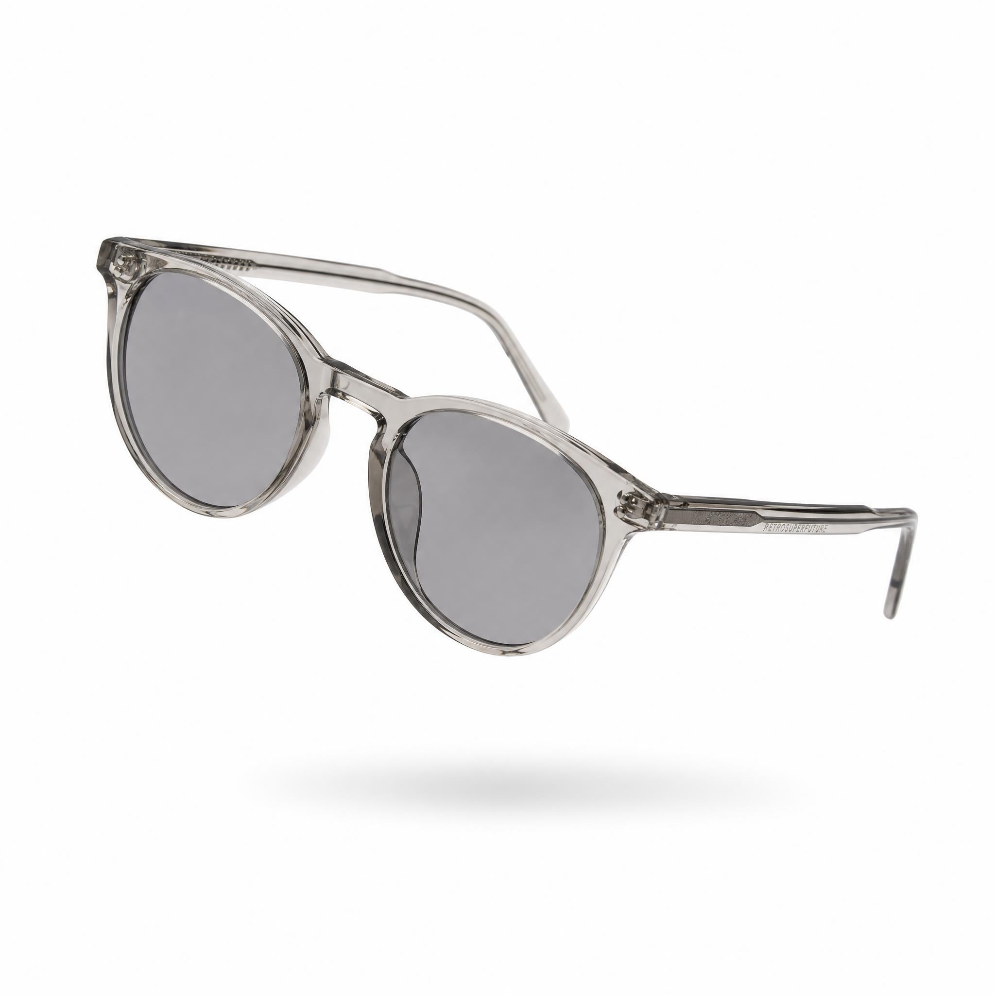 The Saint-Tropez – Gray Frame / Black Lens